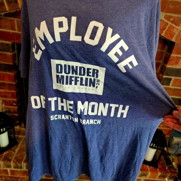 The Office: Dunder Mifflin Employee of the Month. - Picture 2 of 4